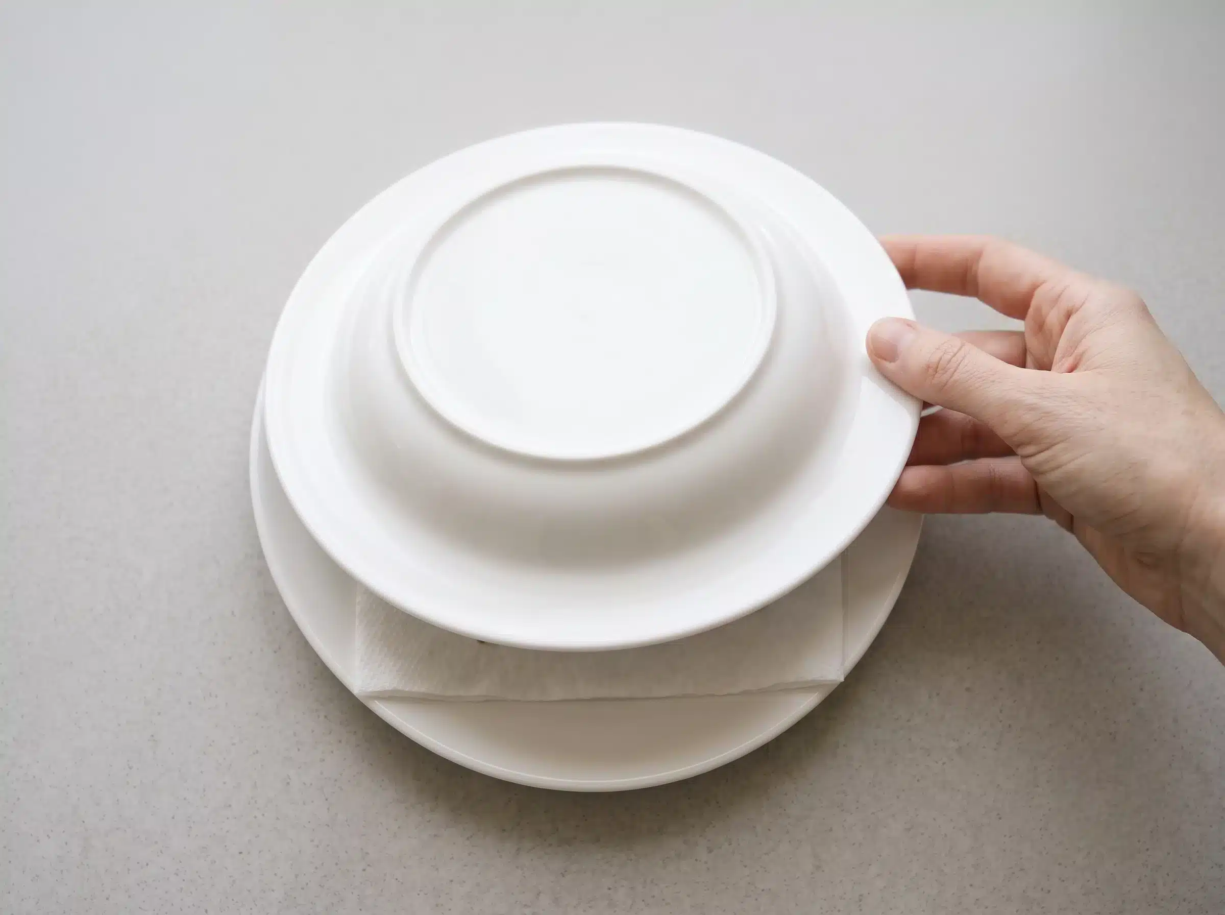 Assiette sans accumulation d'eau
